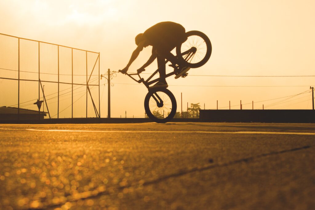 Foto de <a href="https://unsplash.com/es/@imagine_riders?utm_source=unsplash&utm_medium=referral&utm_content=creditCopyText">imagine riders</a> en <a href="https://unsplash.com/es/fotos/tE2E7irvwnU?utm_source=unsplash&utm_medium=referral&utm_content=creditCopyText">Unsplash</a>